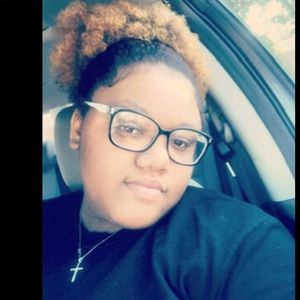 Meet your Posher, Sandee